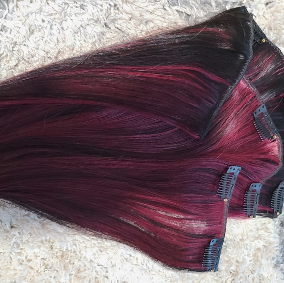 4 pc Red & Black Heat Resistant Hair Clip in Hair Extensions β¨οΈ 18 inch - Picture 2 of 8